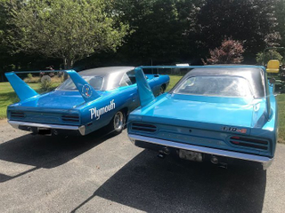 Illustration for article titled These Two Barn-Find Plymouth Superbirds Are Going to Sell for All the Money